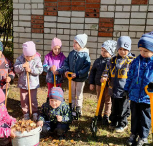 Всероссийский экологический субботник «Зеленая Россия» в МАДОУ детском саду «Надежда»